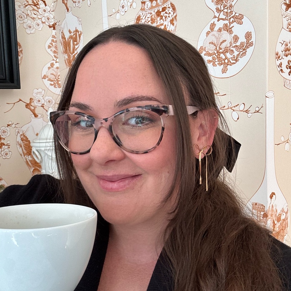Meet your Posher, Caitlin